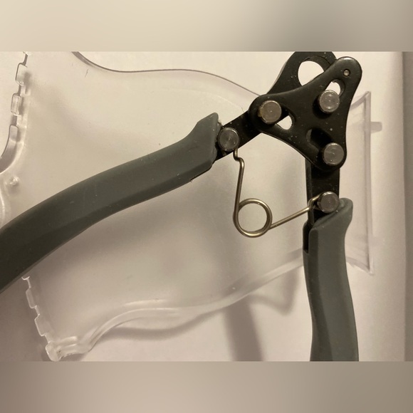 Jewelry tool Loopers - Rarely used they are just like new! - Picture 3 of 5